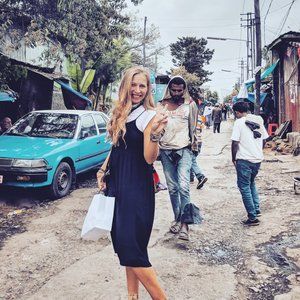 Meet your Posher, Elisabeth